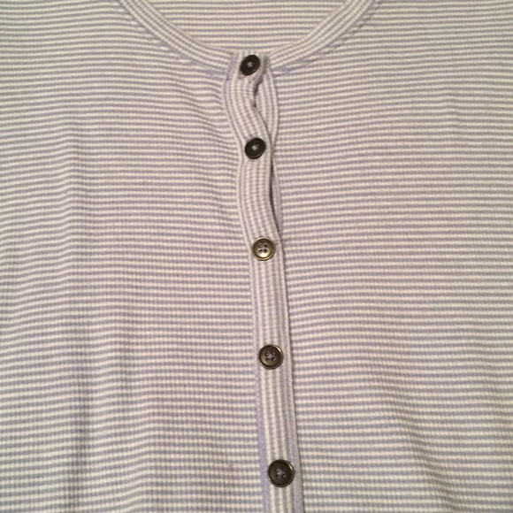 Striped Button Down 🧢 - Picture 2 of 3